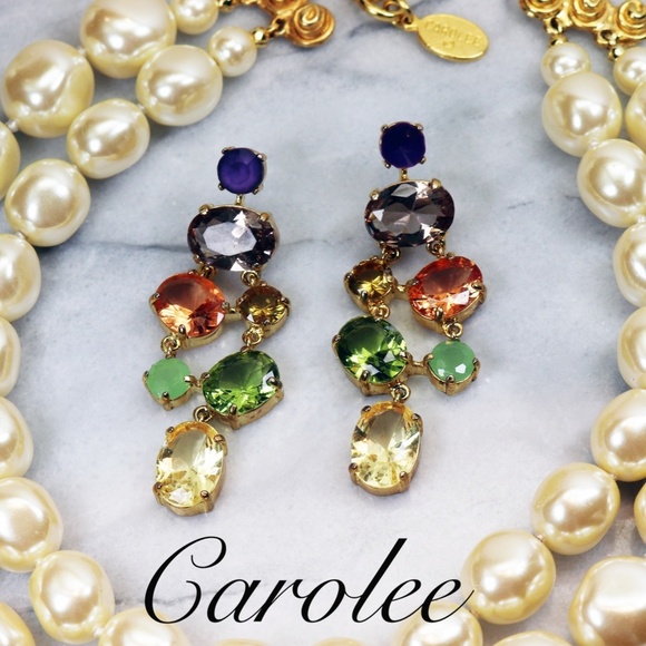 Duchess of Windsor Carolee Chandelier Earrings - Picture 10 of 16